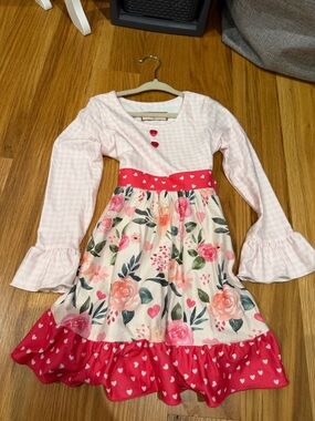 Girls Pink Floral Heart-Trim Long-Sleeve Dress